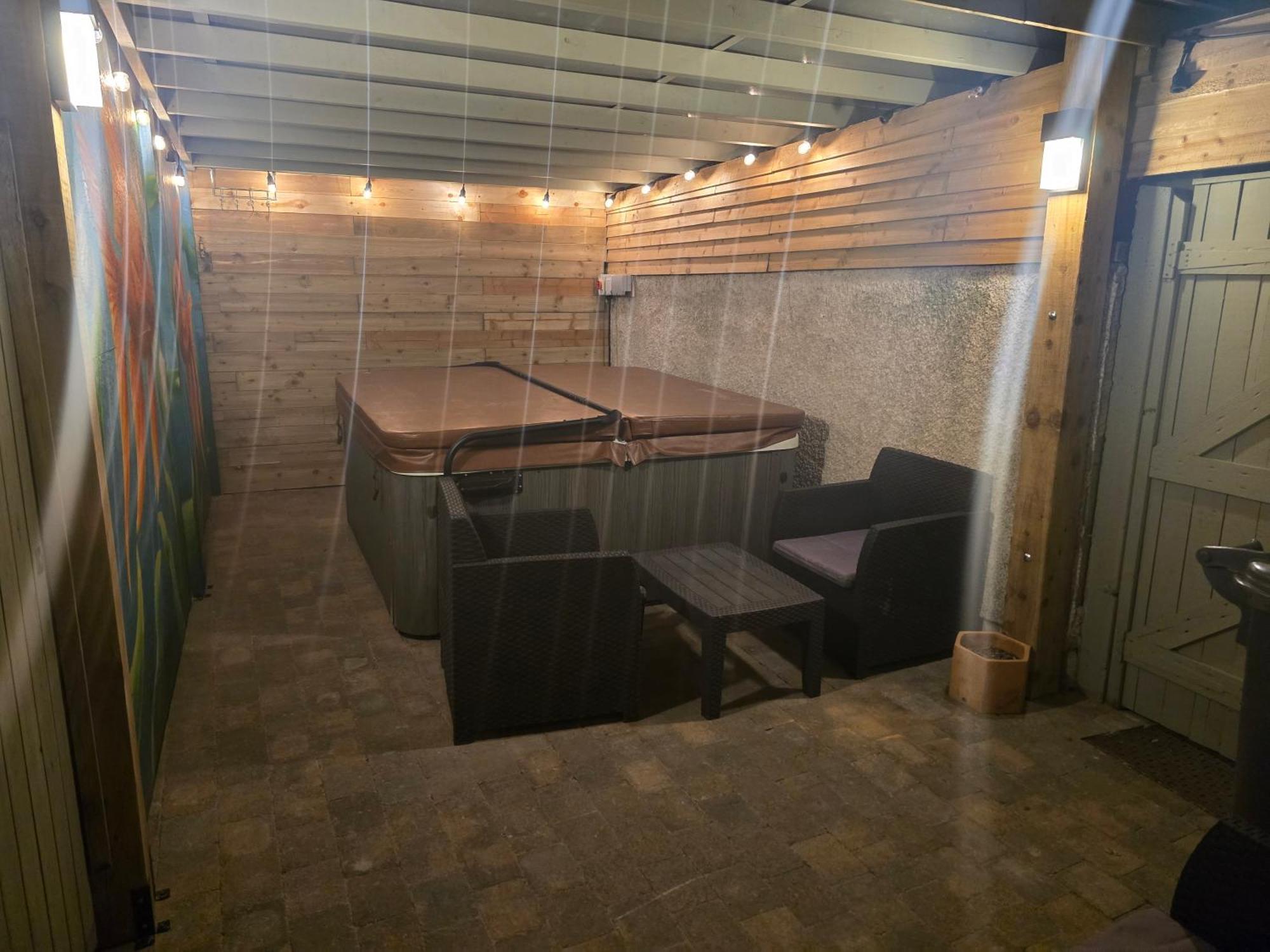 Eden Rose Cottage Hot-Tub Jacuzzi Morecambe-Bay Eksteriør bilde